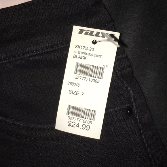 Tillys black denim skirt - Picture 2 of 3